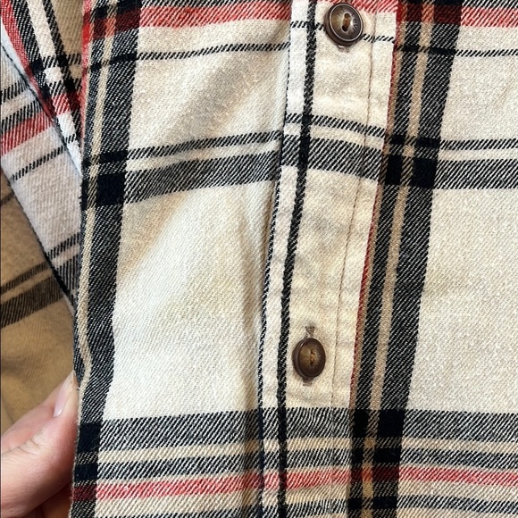 Levi's Button Down 100% Cotton Flannel Shirt - Size Large - Picture 12 of 13